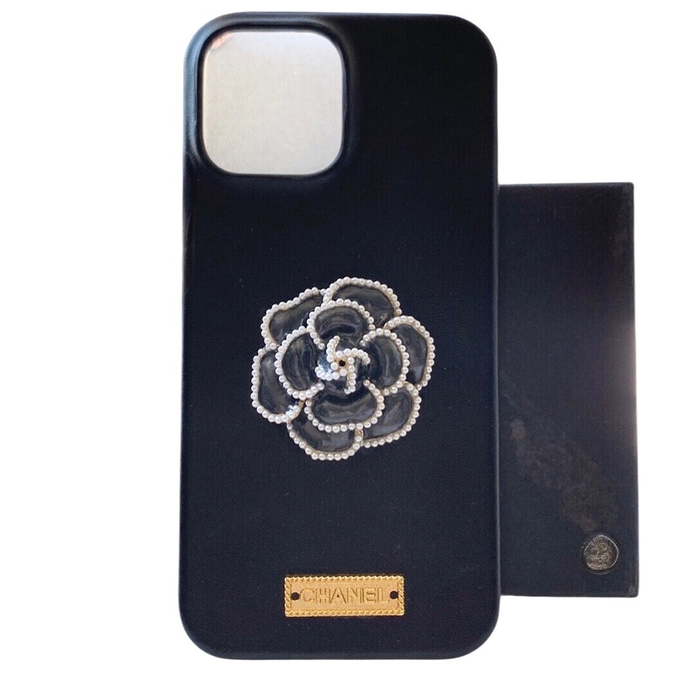 📱CHANEL Style iPhone 13 Pro-Max Black Phone Case with Camellia and Gold Logo 📱